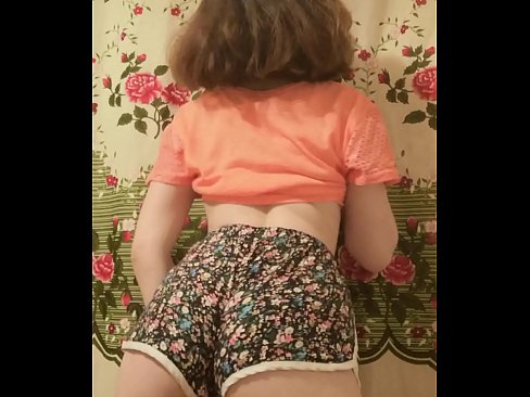 ❤️ Vogëlushja e re seksi duke zhveshur pantallonat e shkurtra në kamera Porno tek ne sq.tubesexer-com.ru ❤