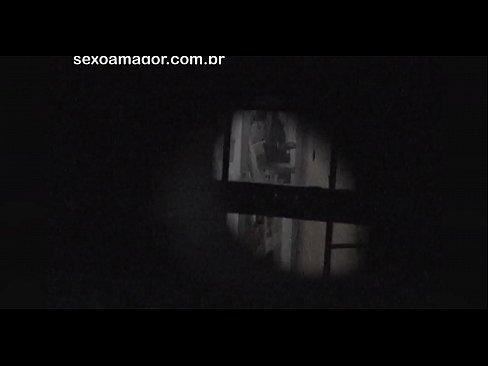❤️ Blondie filmohet fshehurazi nga një soditës i lagjes i fshehur pas tullave të zbrazëta Porno tek ne sq.tubesexer-com.ru ❤